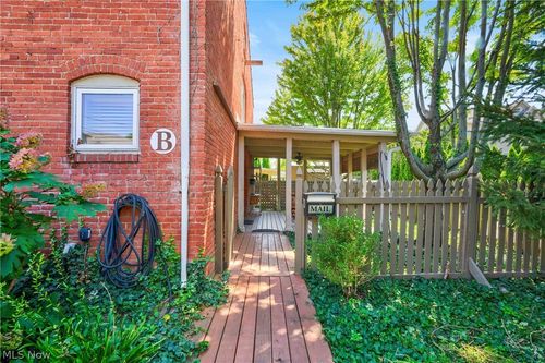 b-19915 Lake Rd, Rocky River, OH, 44116-1511 | Card Image