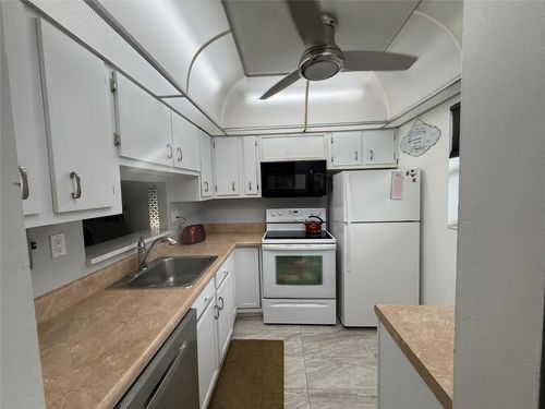 304-3431 Nw 50th Ave, Lauderdale Lakes, FL, 33319-5346 | Card Image