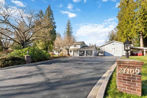 24109 124 Ave, Maple Ridge, BC, V4R1N3 | Card Image