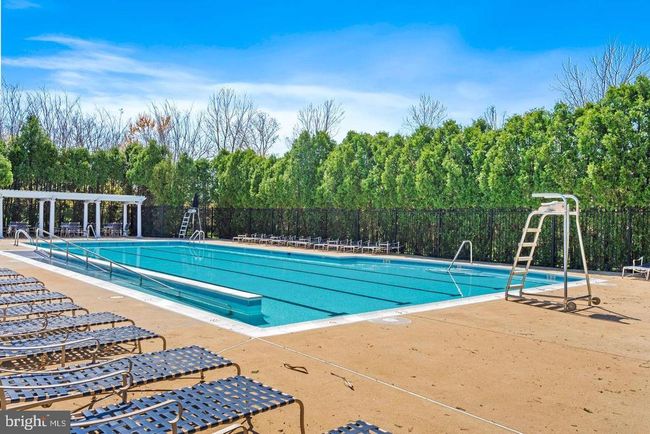 19430 Newton Pass Sq, Townhouse with 2 bedrooms, 2 bathrooms and null parking in LEESBURG VA | Image 25