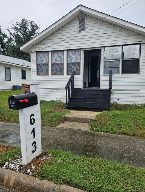 613 Ne 8th Avenue, Ocala, FL, 34470 | Card Image