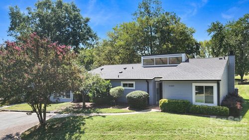 11529 Turn Stone Court, Charlotte, NC, 28226 | Card Image