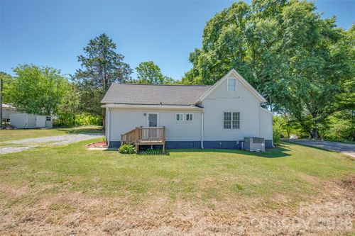 288 Middle St, Ellenboro, NC, 28040-8353 | Card Image