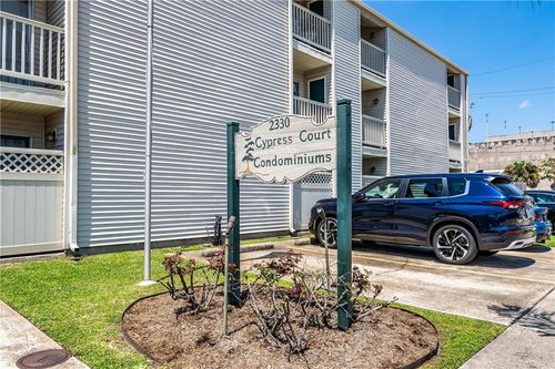apt-301-2330 Edenborn Ave, Metairie, LA, 70001-6434 | Card Image