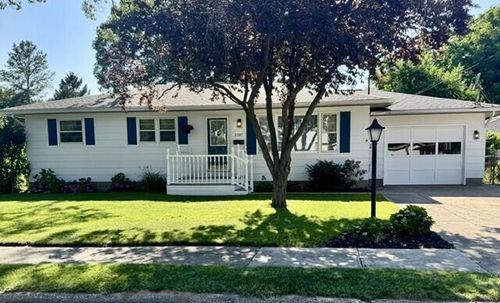 2397 Blodgett St, Muskegon, MI, 49441-1517 | Card Image