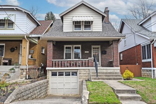 631 Oak St, Newport, KY, 41071-2051 | Card Image