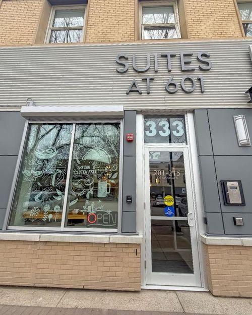 204-333 6 Street S, Lethbridge, AB, T1J2C7 | Card Image