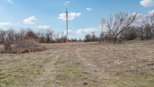 10330 S 417th West Ave, Mannford, OK, 74044-6052 | Card Image