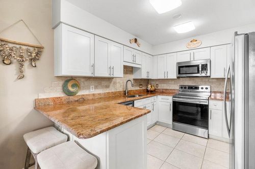 2705 Sw Egret Pond Cir, Palm City, FL, 34990-2540 | Card Image