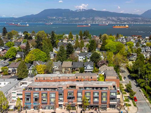 215-1961 Collingwood St, Vancouver, BC, V6R3K6 | Card Image