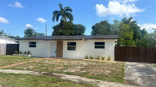6271 Farragut St, Hollywood, FL, 33024-2173 | Card Image