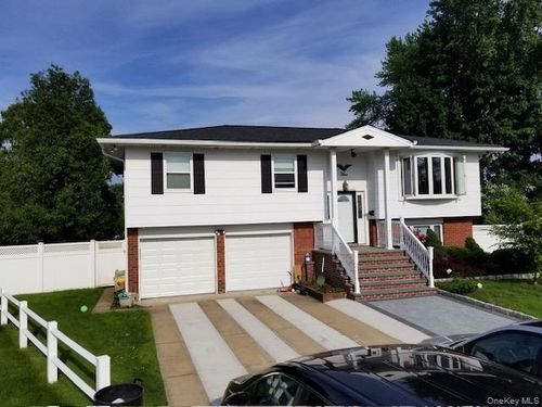 5 Jeffrey Ct, Syosset, NY, 11791-5807 | Card Image
