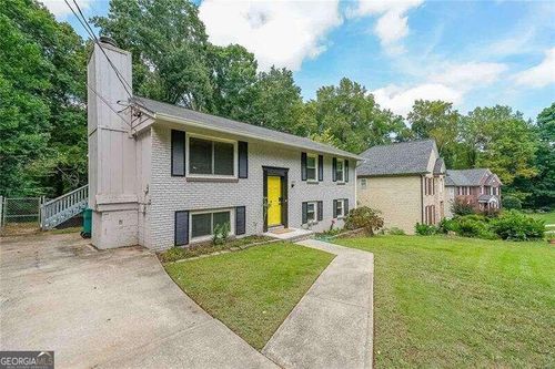 2434 Spring Drive Se, Smyrna, GA, 30080 | Card Image