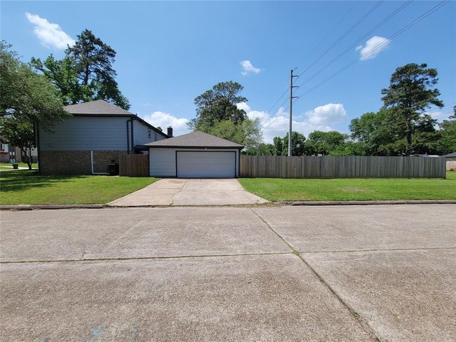 5535 Enchanted Timbers Dr, House other with 4 bedrooms, 3 bathrooms and 2 parking in Humble TX | Image 34