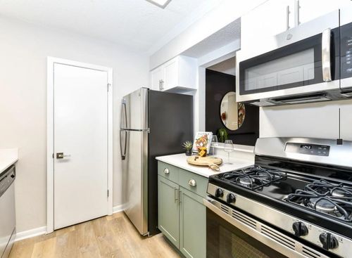 unit-d10-2383 Akers Mill Rd, Atlanta, GA, 30339 | Card Image