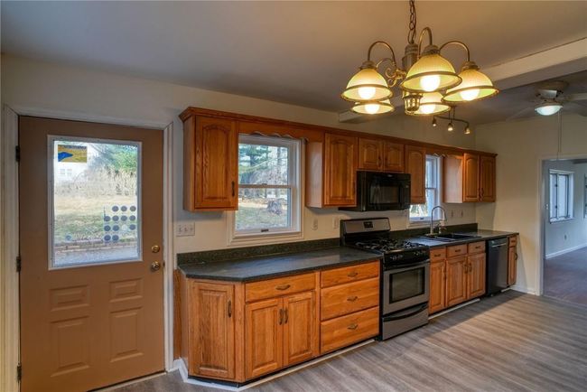 1061 State Route 42, House other with 3 bedrooms, 2 bathrooms and null parking in Sparrow Bush NY | Image 8