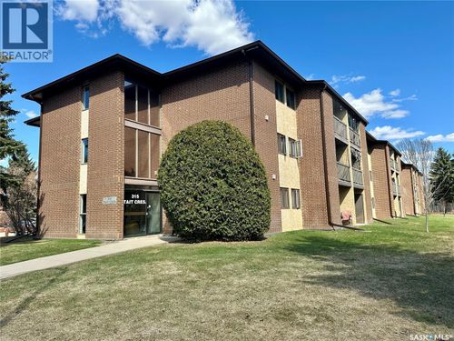 312-315 Tait Cres, Saskatoon, SK, S7H5L6 | Card Image