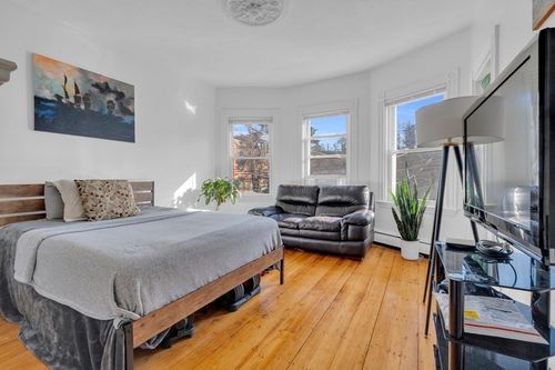 2-201 High St, Brookline, MA, 02445-7083 | Card Image