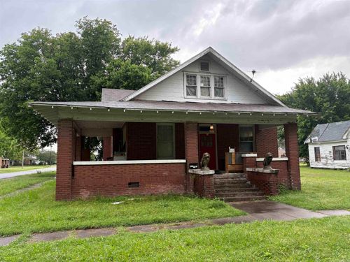 101 Ne 4th St, England, AR, 72046-1813 | Card Image