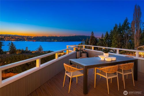 7580 Se 71st St, Mercer Island, WA, 98040-5317 | Card Image