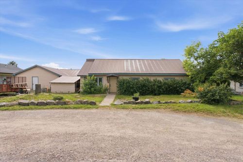 117 3rd Ave Se, Ronan, MT, 59864-2818 | Card Image