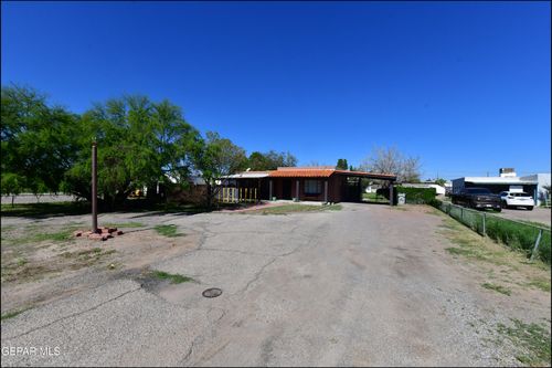 7817 West Dr, El Paso, TX, 79915-3014 | Card Image
