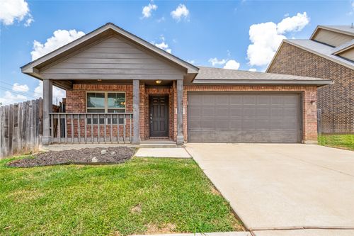 3001 San Martin Dr, Arlington, TX, 76010-3757 | Card Image
