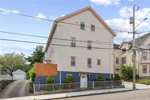 14 Parker St, Central Falls, RI, 02863-2510 | Card Image