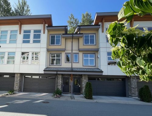 40-39548 Loggers Lane, Squamish, BC, V8B0V7 | Card Image