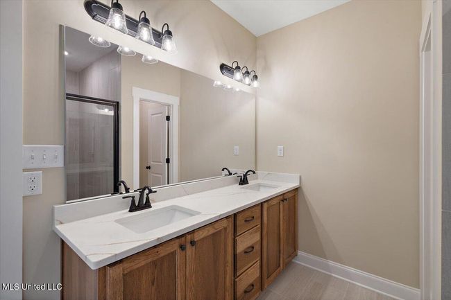 Townhome | Image 13