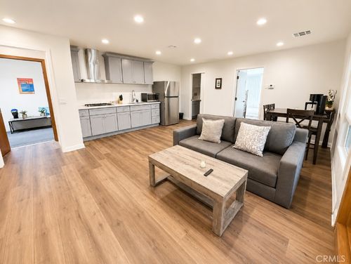4-337 Washington Boulevard, Marina del Rey, CA, 90292 | Card Image