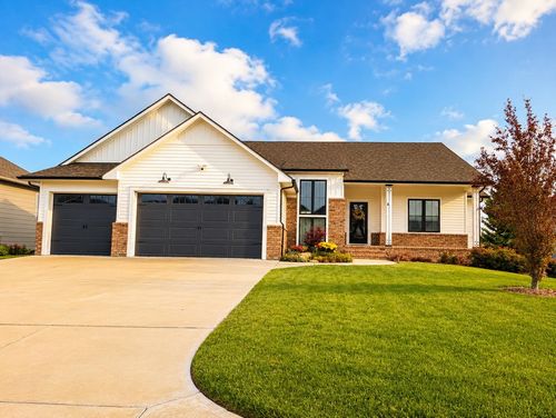 1502 N Shadow Rock Dr, Andover, KS, 67002-5600 | Card Image