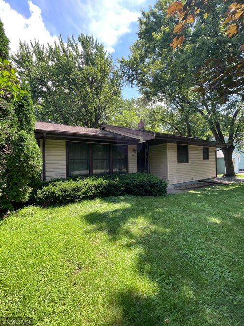 1684 3rd Ave, Newport, MN, 55055-1050 | Card Image