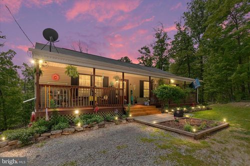 617 Fox Trl, WINCHESTER, VA, 22602-3679 | Card Image