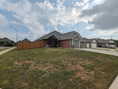 3117 Stone Creek Drive, Norman, OK, 73071 | Card Image