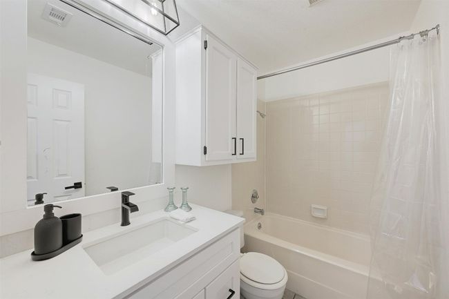 A - 3605 Leafield Dr, Home with 2 bedrooms, 2 bathrooms and 2 parking in Austin TX | Image 13