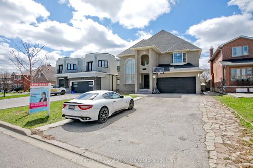 76 Oakdale Rd, Maple, ON, L6A1J1 | Card Image