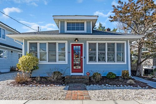 106 6th Ave, Mantoloking, NJ, 08738-2111 | Card Image