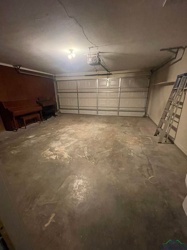 1206 Brandywine Dr, Townhouse with 3 bedrooms, 3 bathrooms and null parking in Longview TX | Image 12