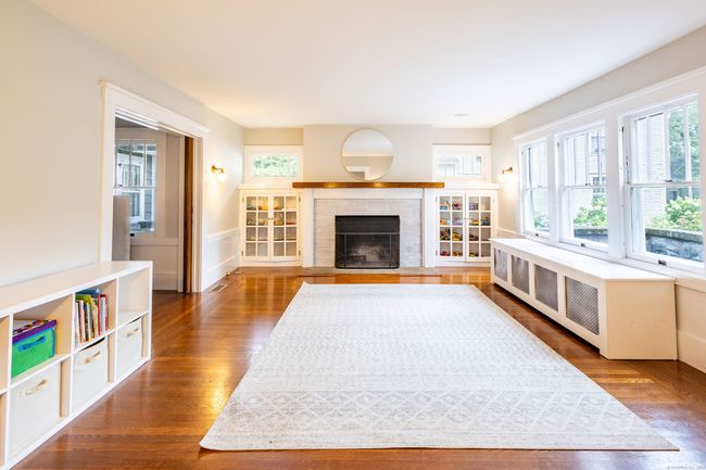 336 Main St, House other with 5 bedrooms, 2 bathrooms and null parking in Wethersfield CT | Image 25