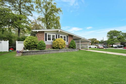 34 Cheryl Dr, Ronkonkoma, NY, 11779-4349 | Card Image