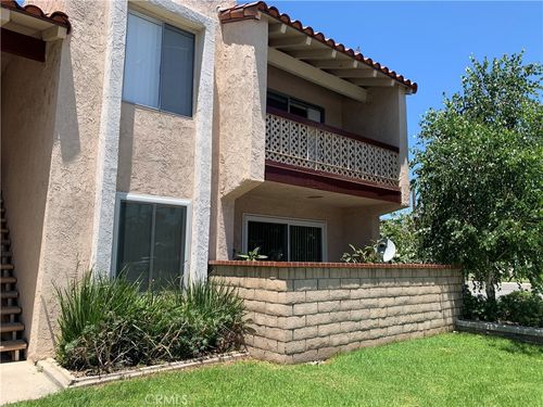 n12-700 W La Veta Ave, Orange, CA, 92868-4132 | Card Image