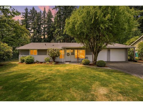 18833 Se River Rd, Milwaukie, OR, 97267-6720 | Card Image