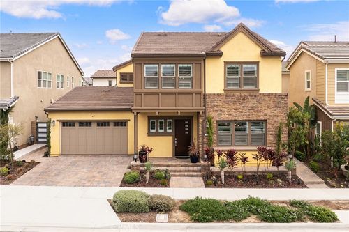 110 Pixel, Irvine, CA, 92618-1363 | Card Image