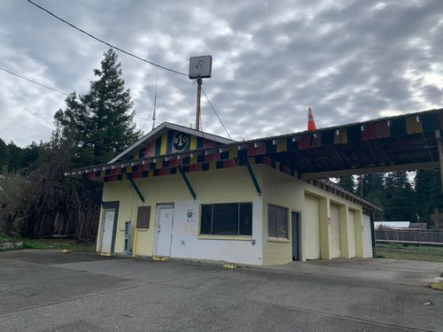 115 Weott Hts Rd, Weott, CA, 95571-5012 | Card Image