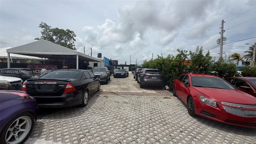 7040 Nw 6th Ct, Miami, FL, 33150-3808 | Card Image