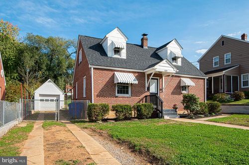 409 Duncan Ave, FRONT ROYAL, VA, 22630-2417 | Card Image