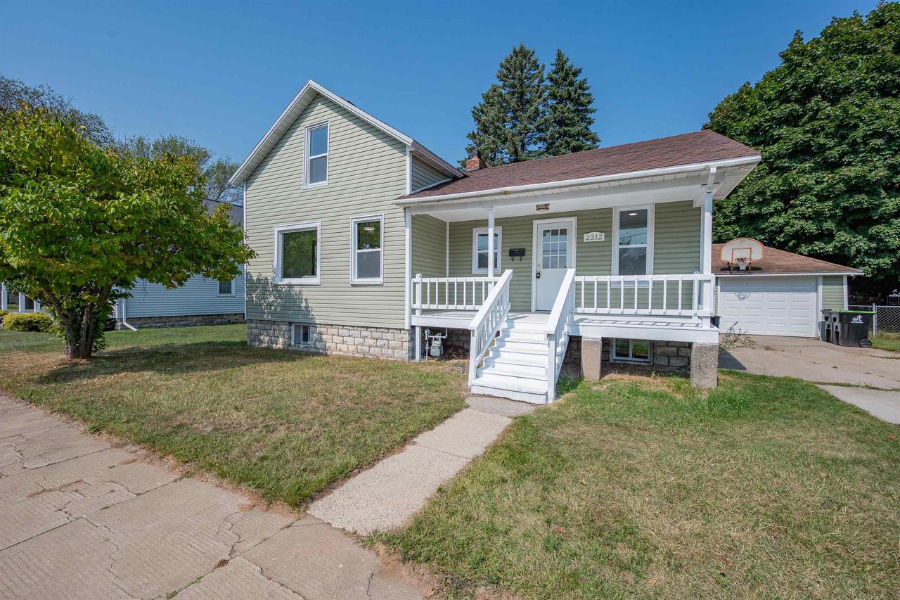 13th Ave, Menominee, MI 49858