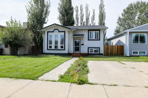 229 Mount Blakiston Rd W, Lethbridge, AB, T1K6M3 | Card Image