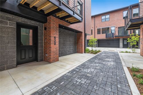 628 Sw Bluebird Aly, Bentonville, AR, 72712-5274 | Card Image